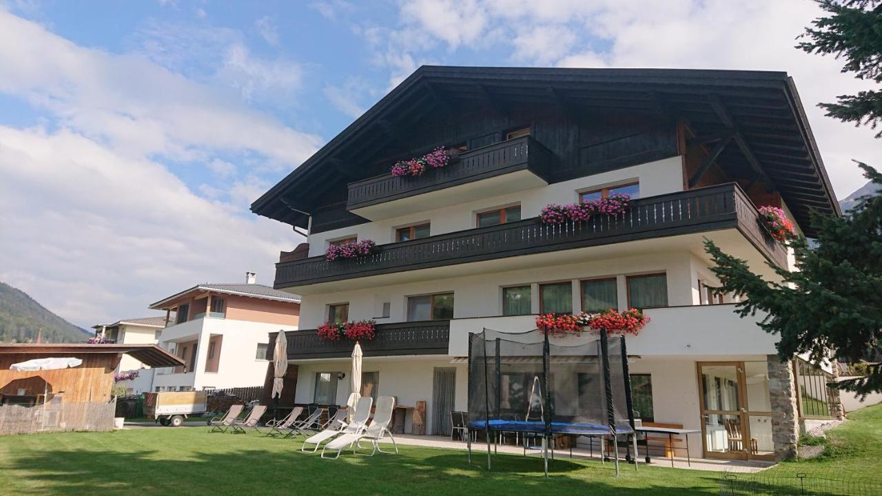 Pension Tirol サン・ヴァレンティーノ・アッラ・ムータ エクステリア 写真